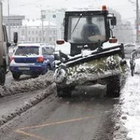 Ночной снегопад создал в Оренбурге транспортный коллапс