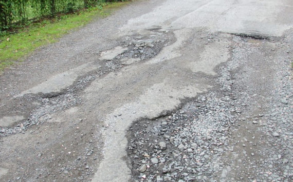В Орске ищут подрядчиков для ремонта двух участков дорог около ДК Энергетиков