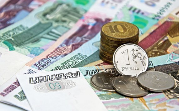 В Оренбуржье зарплату приемным родителям увеличили на 220 рублей