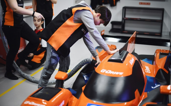 Бокс G-Drive Racing открылся в детской стране «Кидзании»