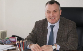 Василий Козупица выступил за повышение зарплат муниципальным служащим Орска