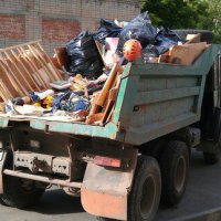 Отвечающий за вывоз мусора региональный оператор в Оренбуржье появится не ранее 2019 года