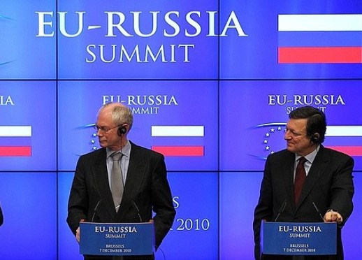 Еврокомиссия ухудшила прогноз по росту ВВП России
