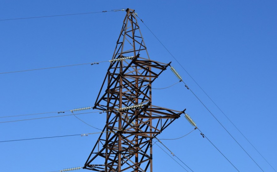 В Оренбуржье стоимость электроэнергии для крупных предприятий снизят на 12%