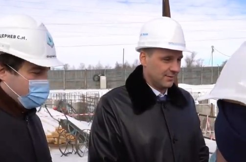 Новый комплекс завода «Орскнефтеоргсинтез» будут строить почти 1,5 тыс. жителей Орска