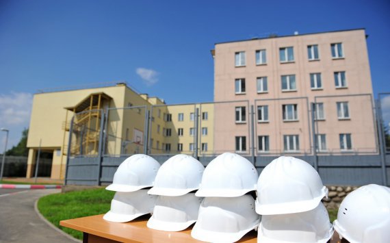 Власти Оренбургской области направят 1,6 млрд рублей на строительство школ 